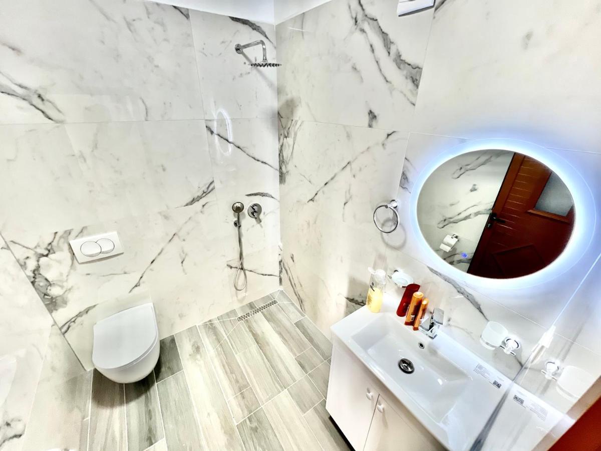 Coral Guesthouse Saranda Zewnętrze zdjęcie