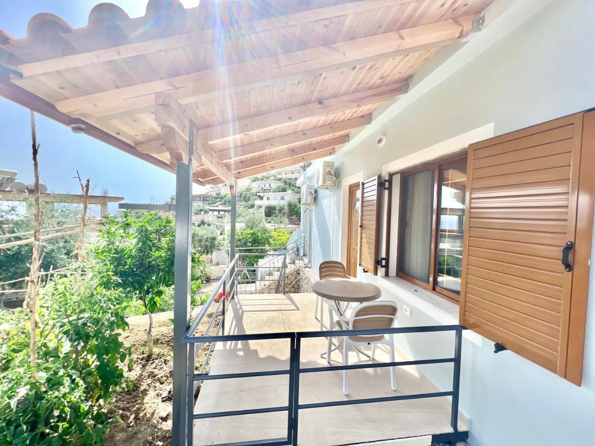 Coral Guesthouse Saranda Zewnętrze zdjęcie