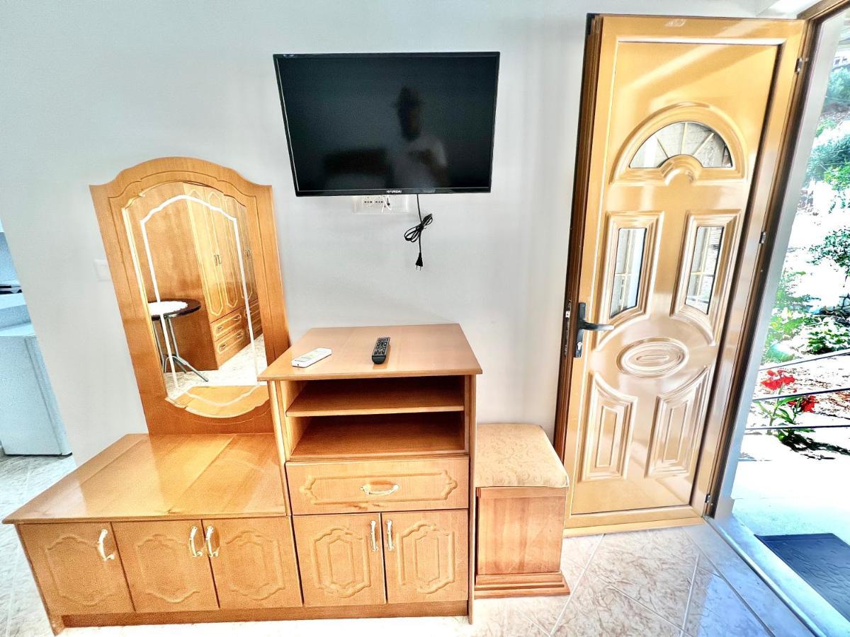 Coral Guesthouse Saranda Zewnętrze zdjęcie