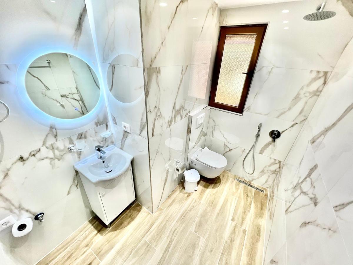 Coral Guesthouse Saranda Zewnętrze zdjęcie