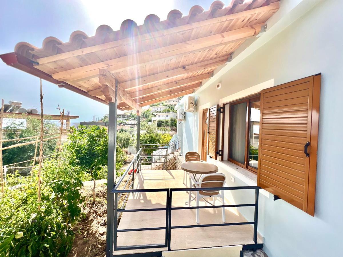 Coral Guesthouse Saranda Zewnętrze zdjęcie