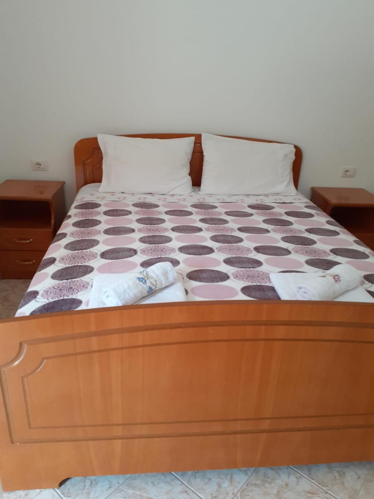 Coral Guesthouse Saranda Zewnętrze zdjęcie