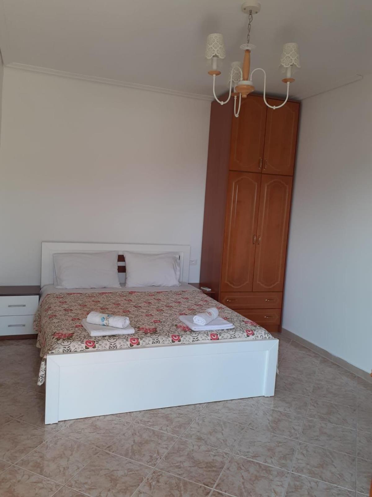 Coral Guesthouse Saranda Zewnętrze zdjęcie